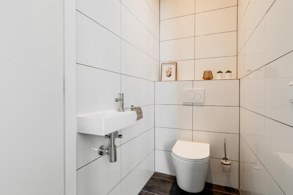 New 2br With Wifi Close To Center * Tilburg
